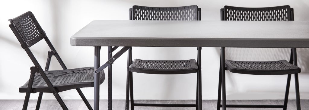 What are the Advantages of Folding Furniture?