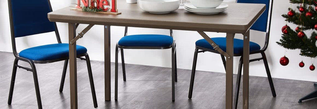 Choosing the right banqueting chairs for your Christmas event