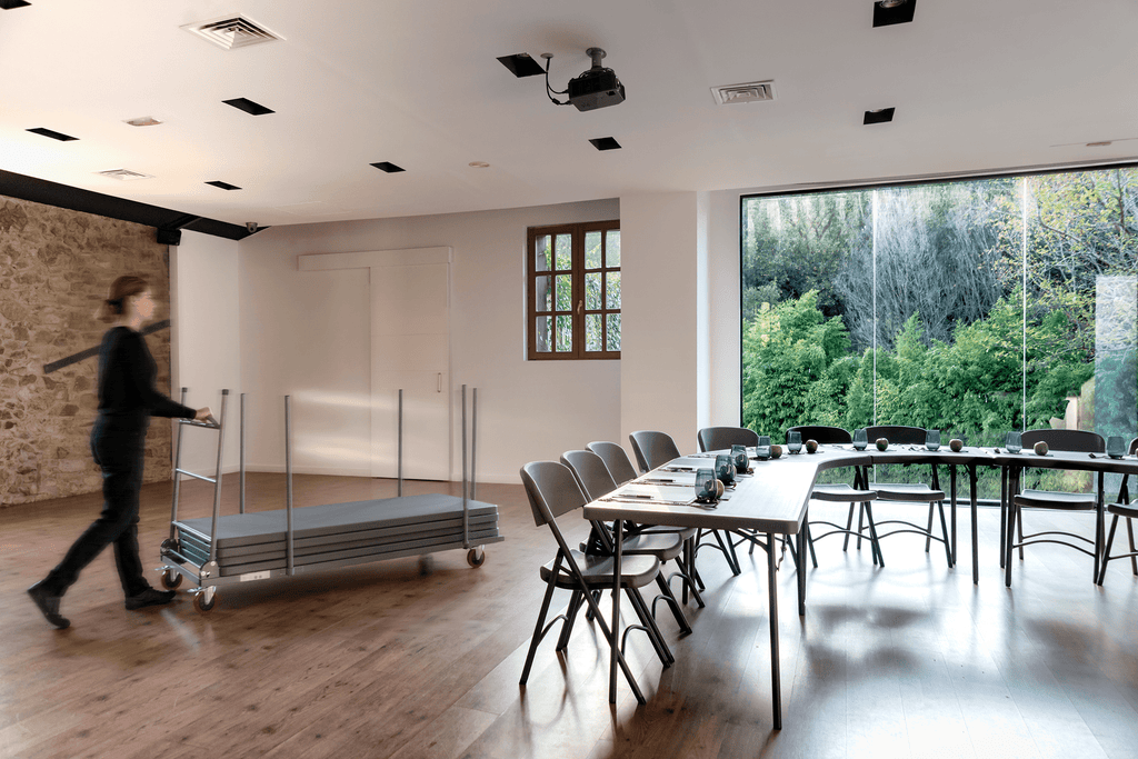 Flexible Furniture Solutions